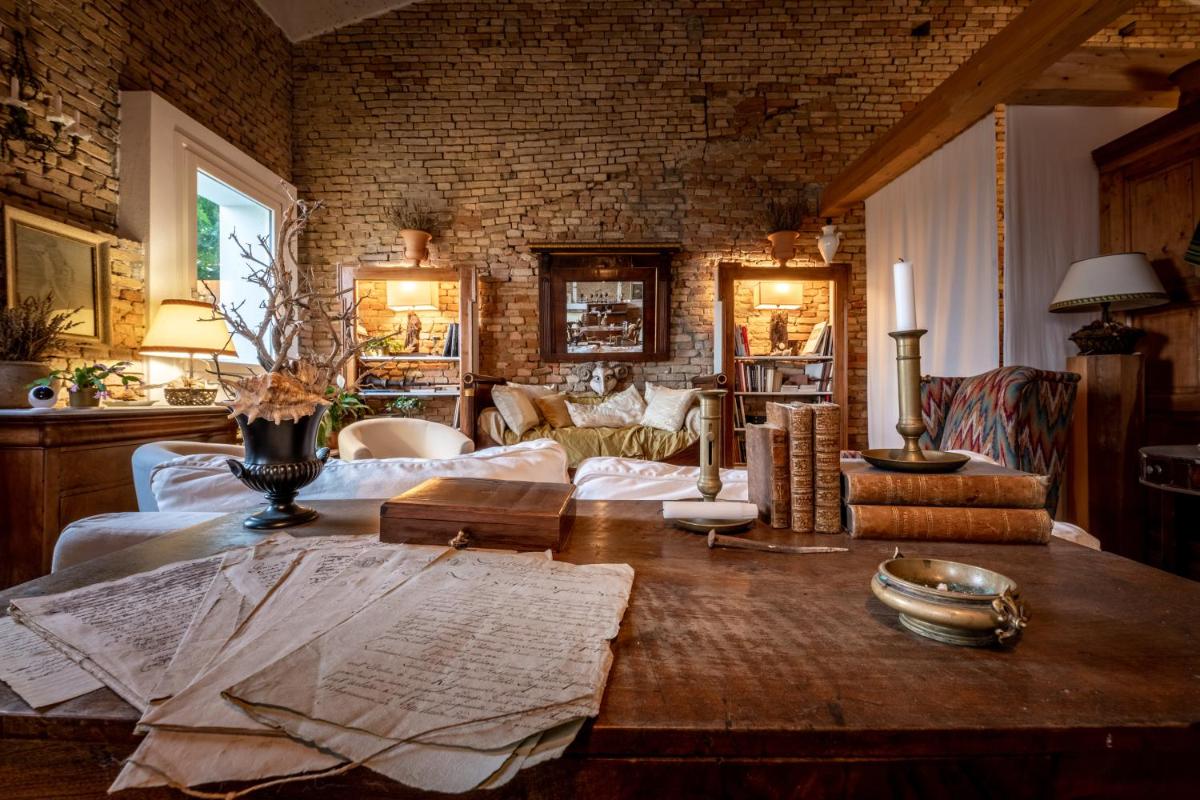 La Casa nel Borgo - Housity