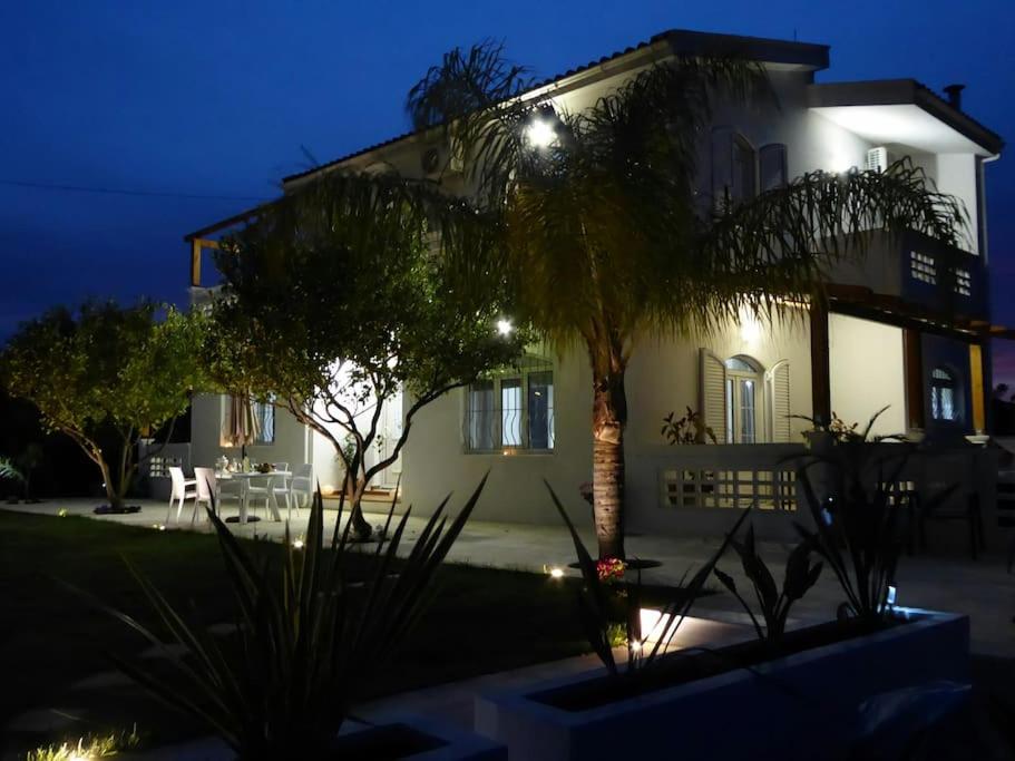 Villa Alexia - Housity