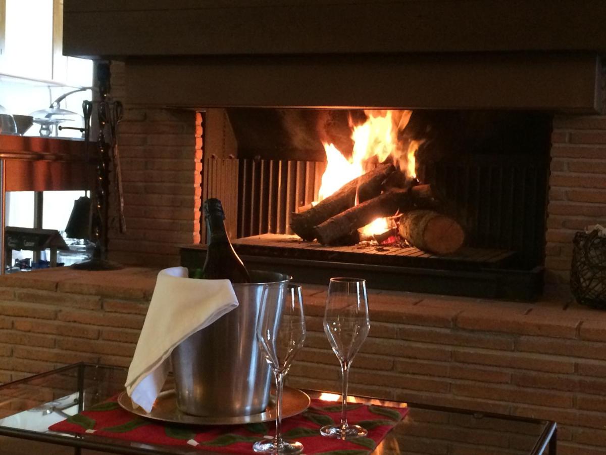 Hotel Rural Can Vila - Housity