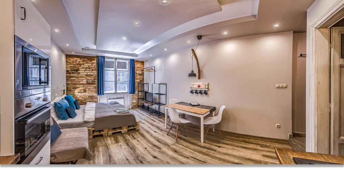 Downtown Boutique Suite - Housity
