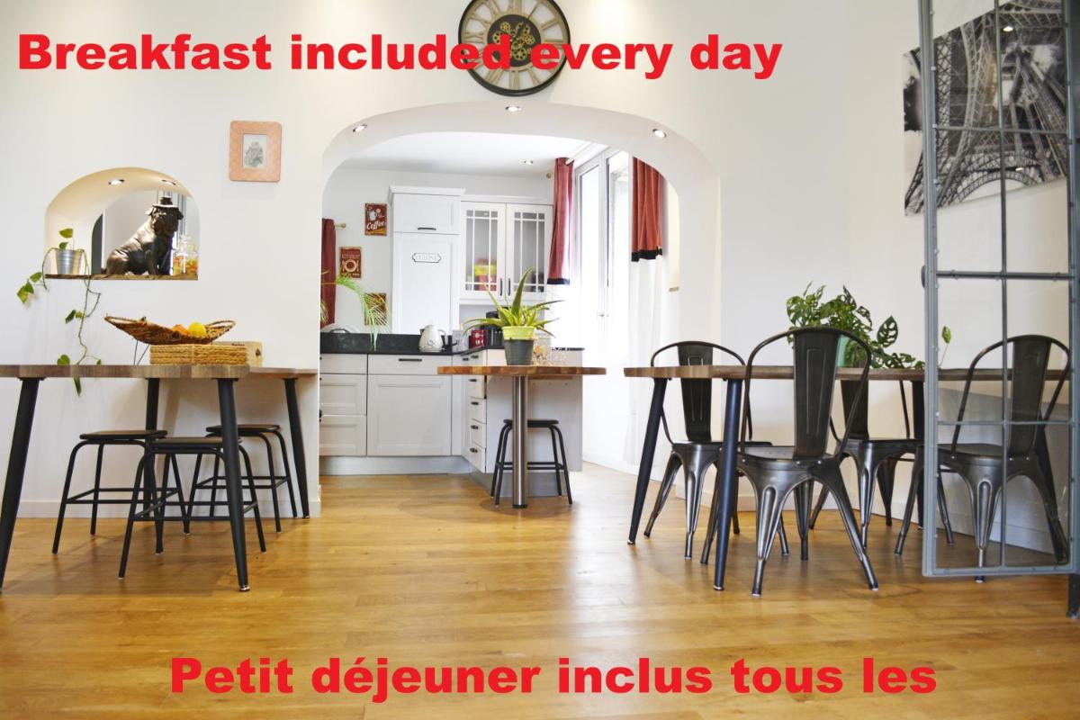 The Ronsardienne Suite in a charming mansion at the gates of Tours - Housity