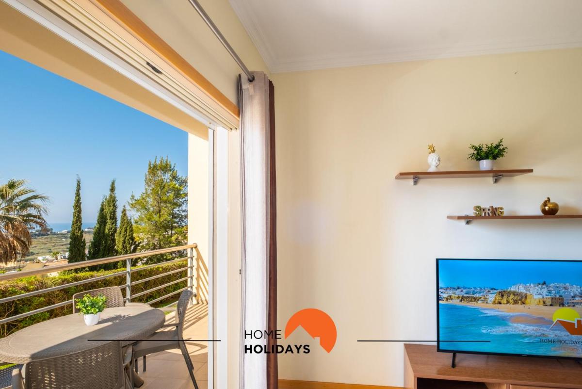 #045 Costa Family by Home Holidays - Housity