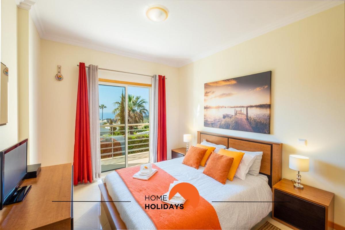 #045 Costa Family by Home Holidays - Housity