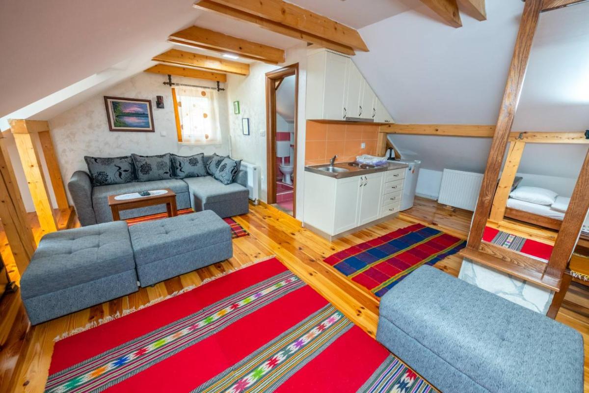 Guesthouse Sandra - Housity