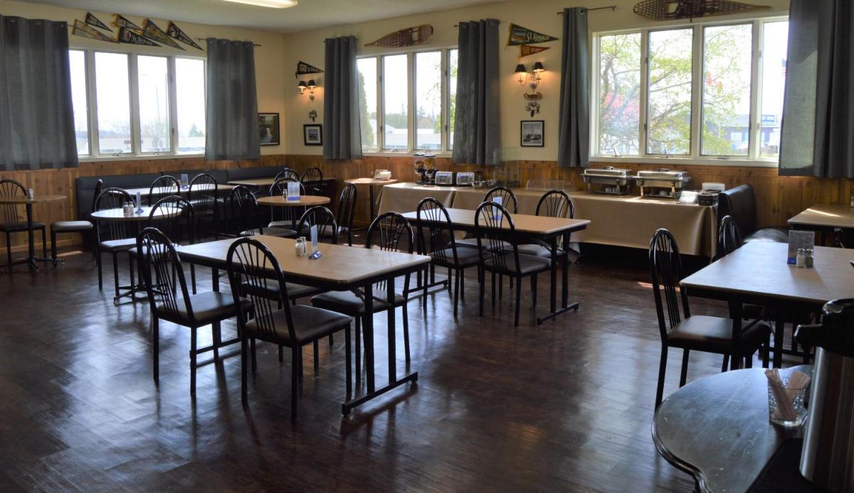 Cedar Hill Lodge - Housity