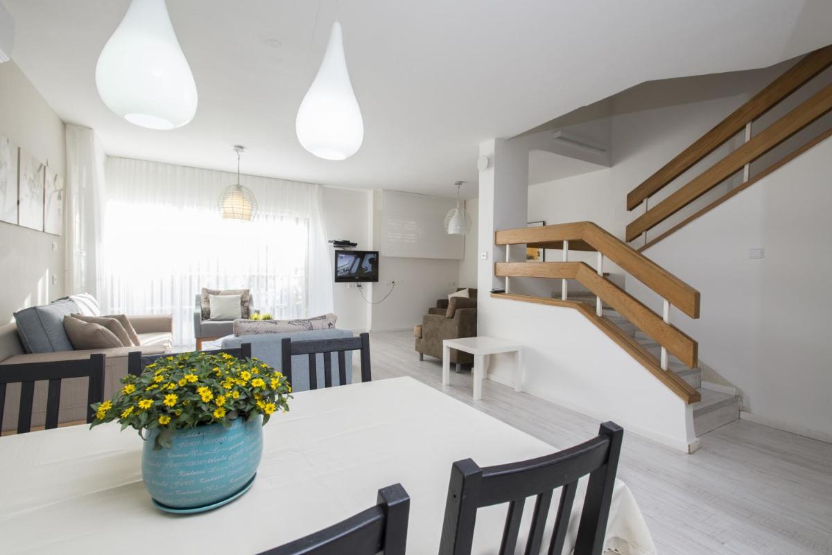 Suitetrails - Eshkol Housing Haifa - Luxury Villa Panoramic Sea View