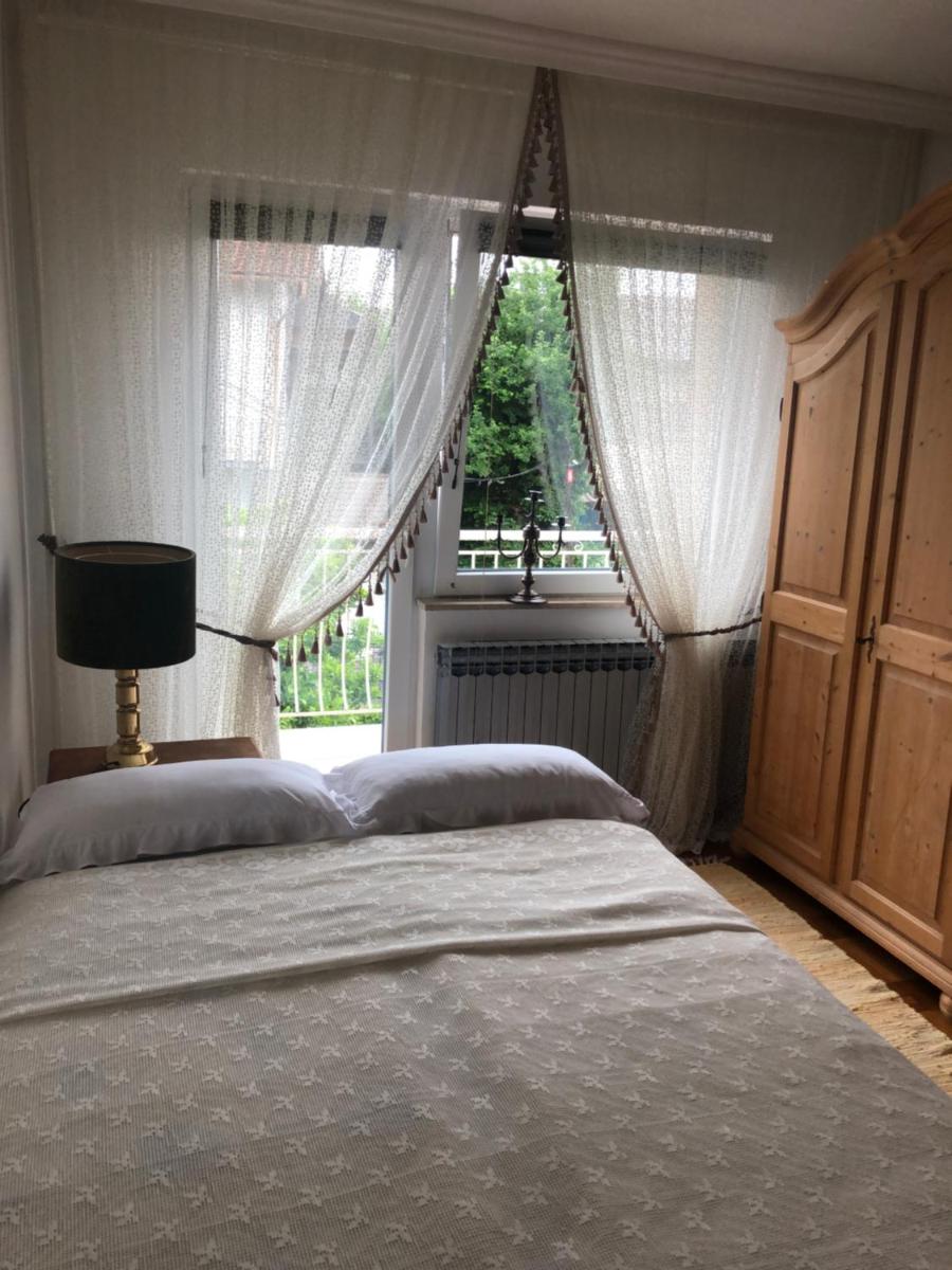 Suitetrails - Holiday Home Ena Bihac