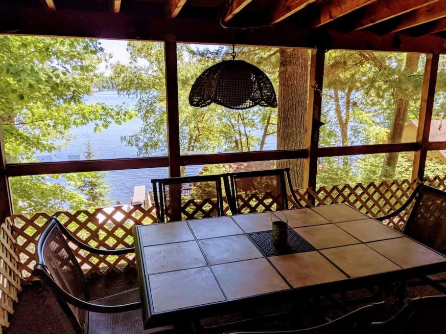 Northwoods Escape! Catfish Lake on the Eagle River Chain of Lakes - Housity