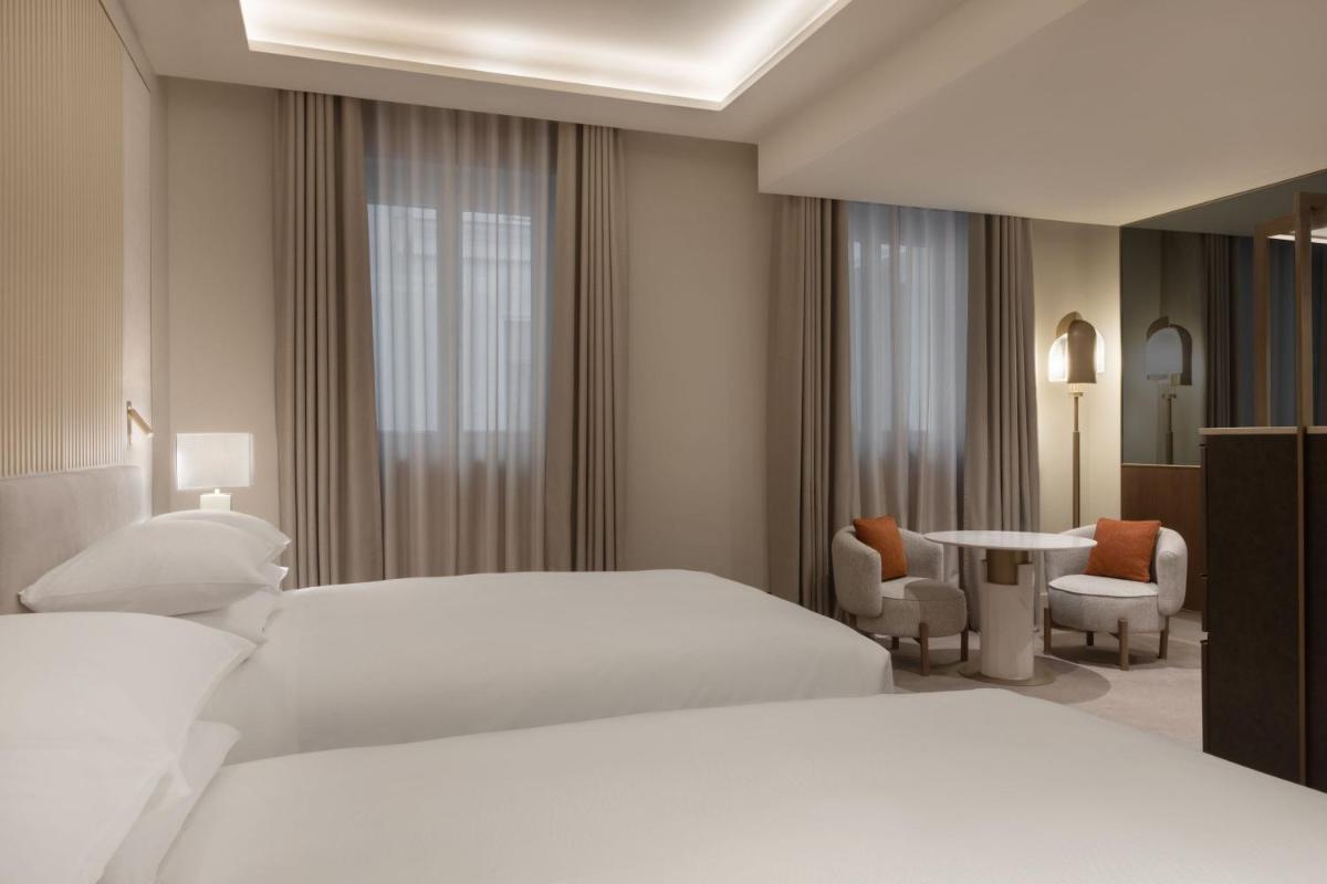Cama o camas de una habitación en JW Marriott Hotel Madrid