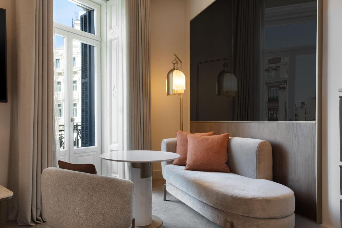 Zona de estar de JW Marriott Hotel Madrid