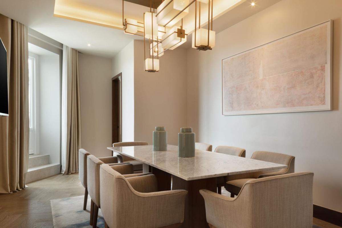 Zona de estar de JW Marriott Hotel Madrid