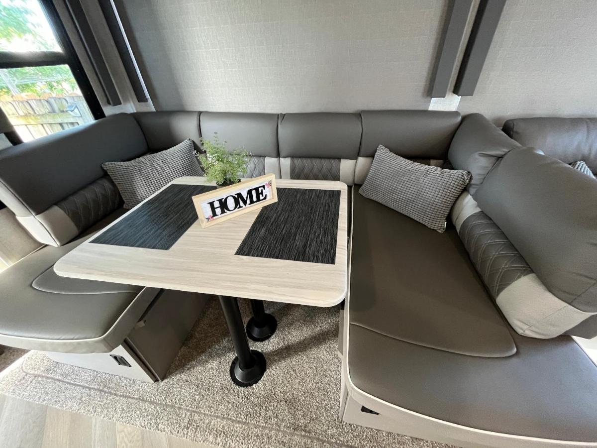 Dreamed RV - Housity