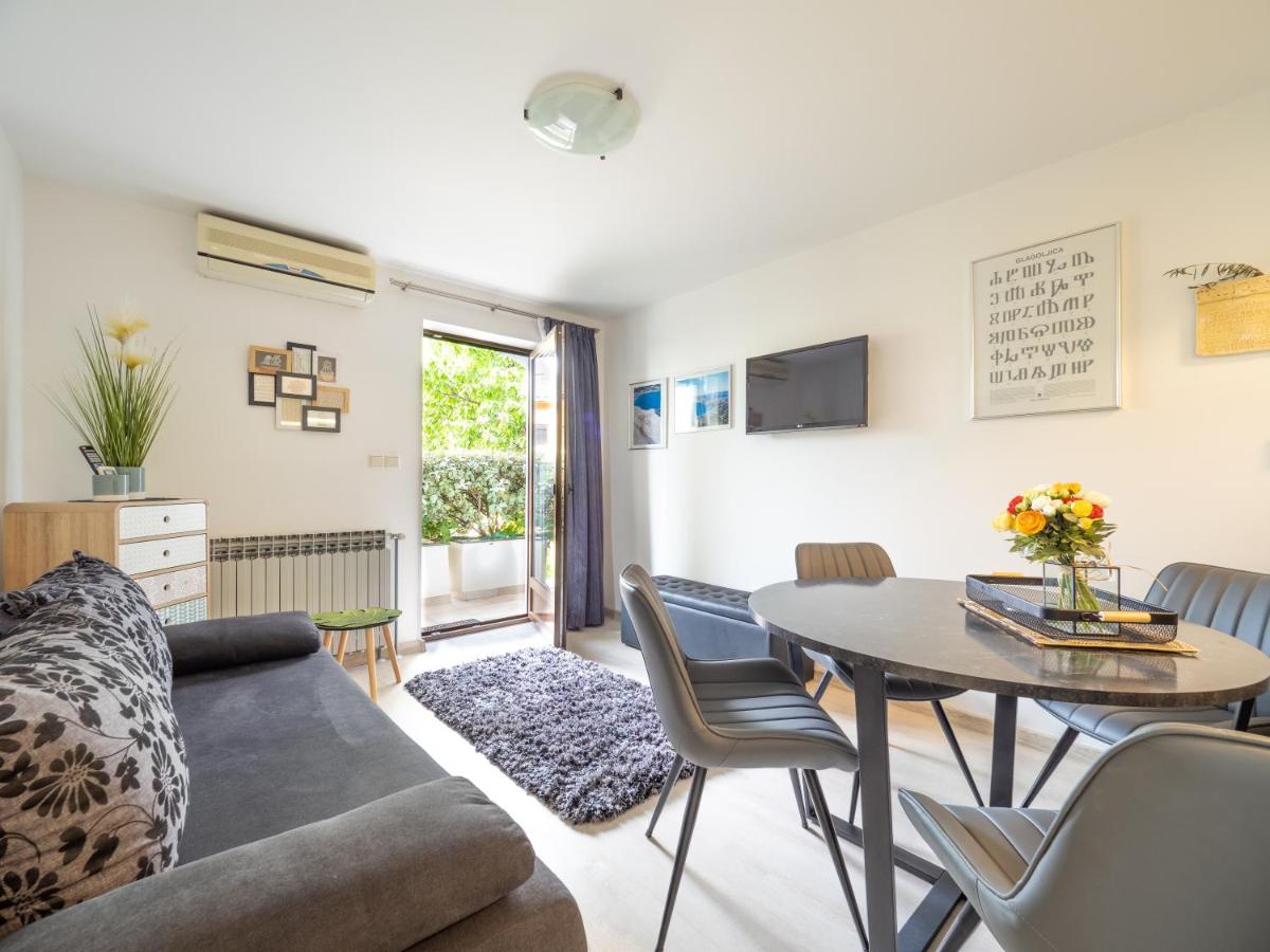 Apartments Zlatko and Mira Dorcic - Housity