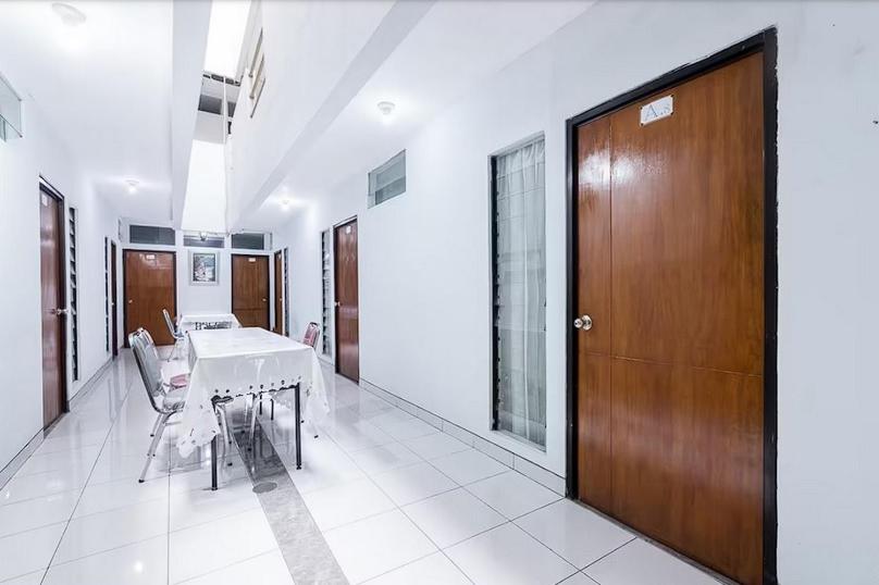 Hotel Cemara Gading - Housity