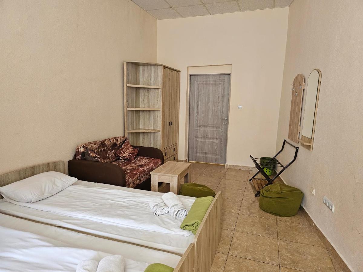 Coin Apartments & Poshtel - Housity