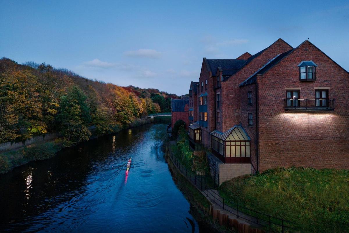 Delta Hotels by Marriott Durham Royal County - Housity