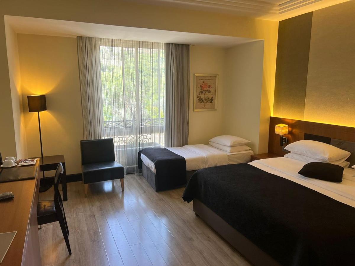 Lamunia Hotel - Housity