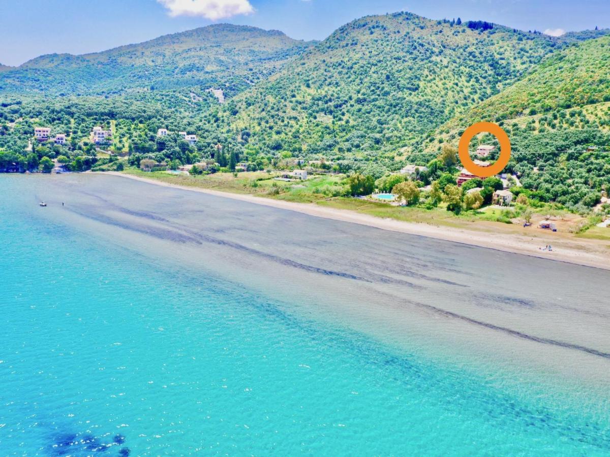 Beach Villa Thespina with private pool by DadoVillas - Housity