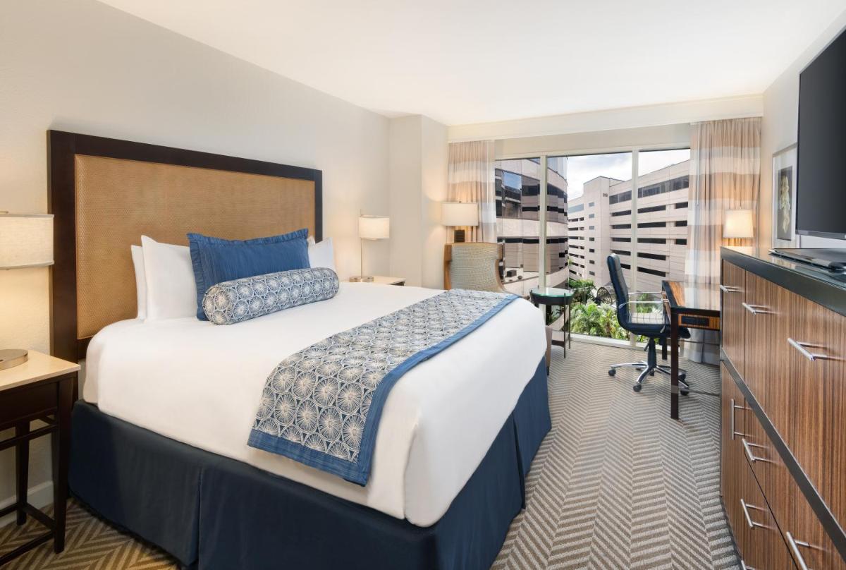 The Westshore Grand, A Tribute Portfolio Hotel, Tampa - Housity