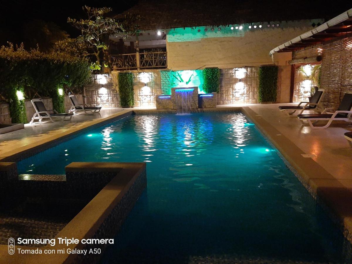 Hotel La Vista - Housity
