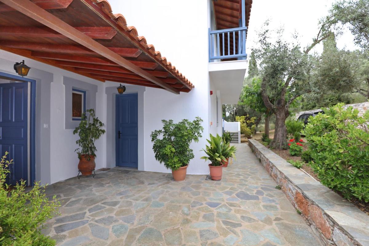 Skopelos Panos Studios - Housity