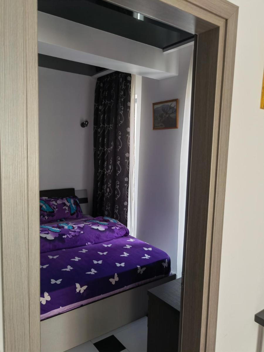 Apartament 2 dormitoare ?i living bloc nou - Housity