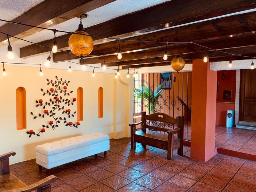 Hotel Villa Española - Housity