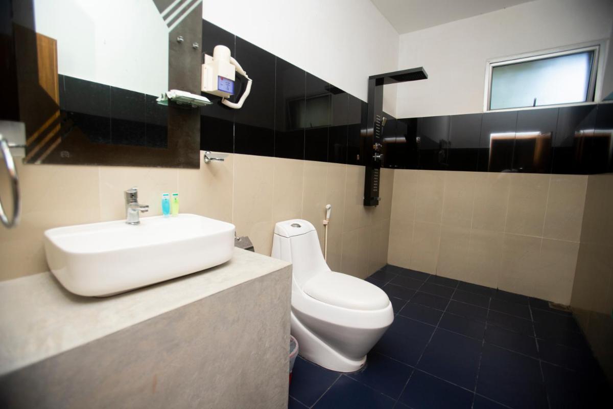 Hotel Eden Garden - Housity