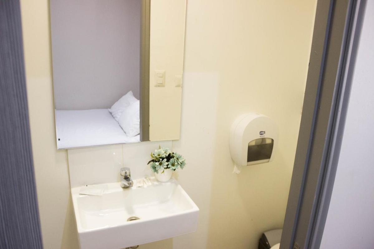 Hotel C - Housity