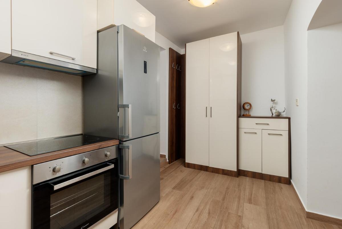Apartment Amigo Old Town Kotor - Housity