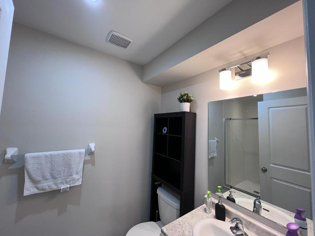 New Kleinburg Towns - Housity