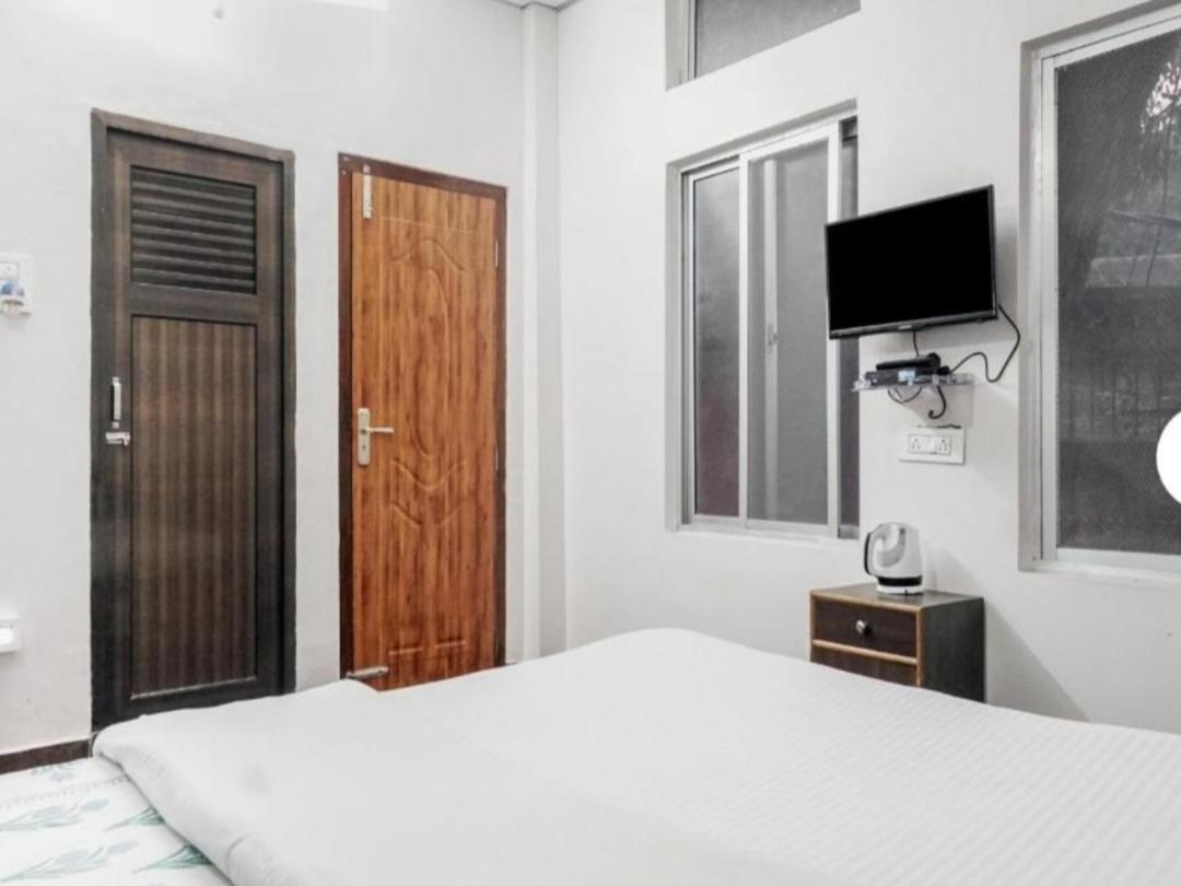 Hilltop Lodge - Housity