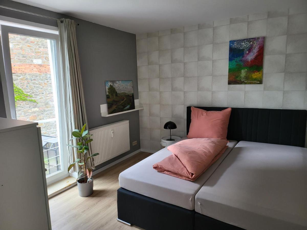 Top ausgestattetes drei Zimmer Apartment mit großer Sonnenterrasse - Housity