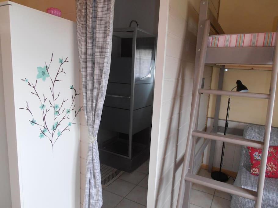 Petite chambre particulière - Housity
