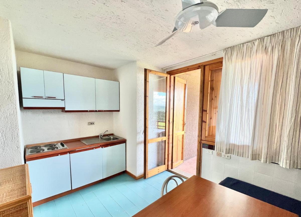 Residence with panoramic view in Cugnana Verde - Housity