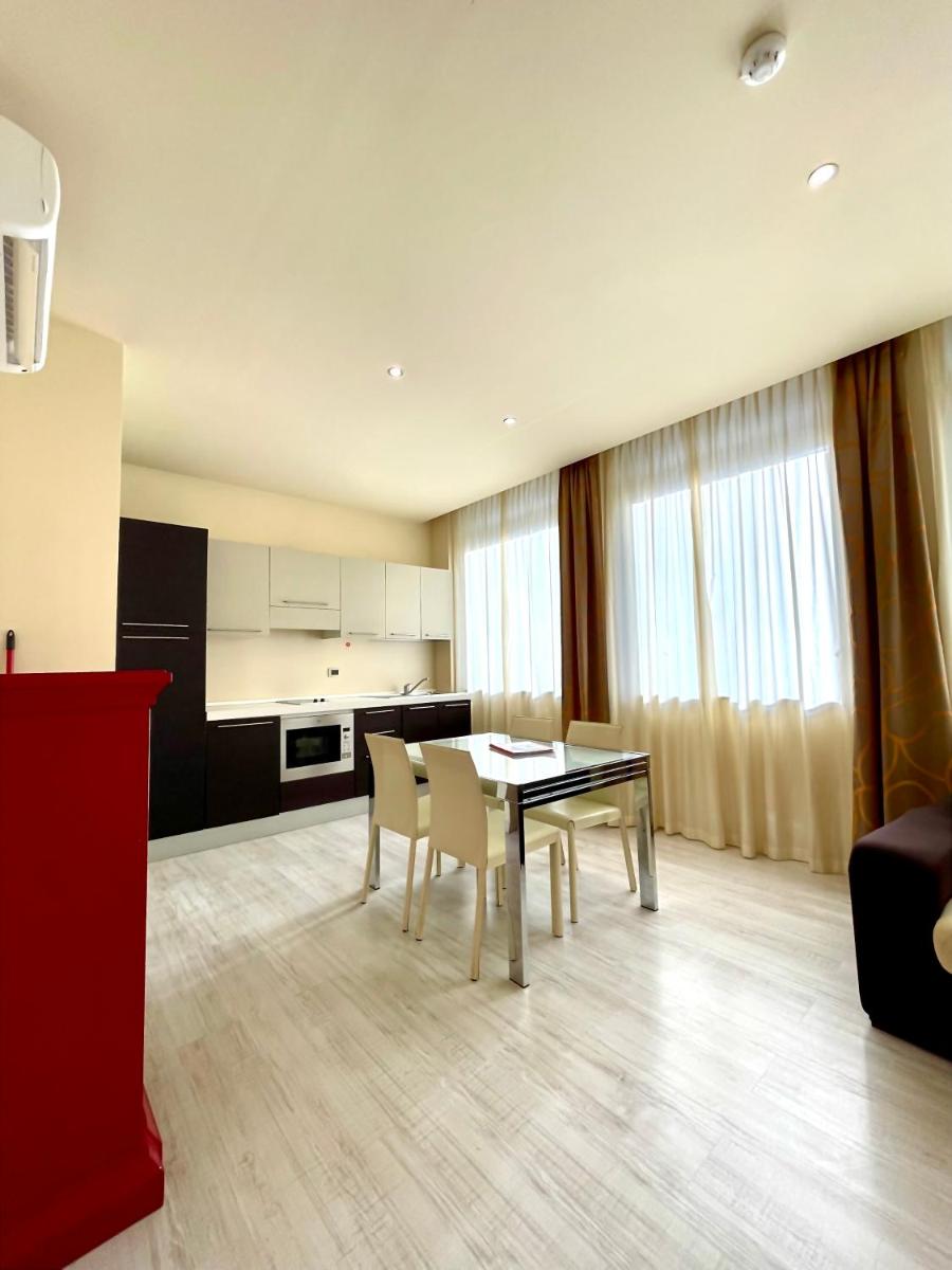 Residence Diamanterosso - Housity