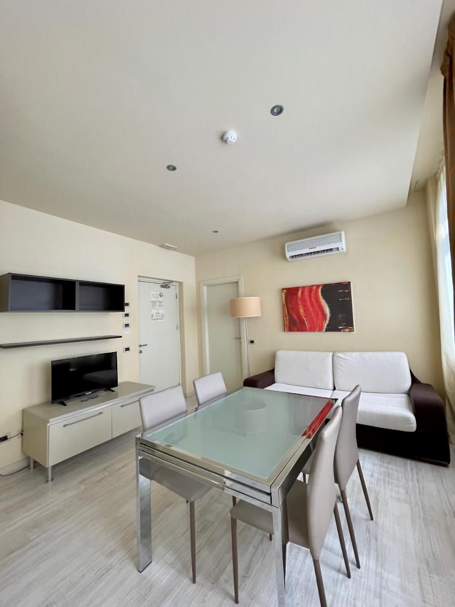 Residence Diamanterosso - Housity