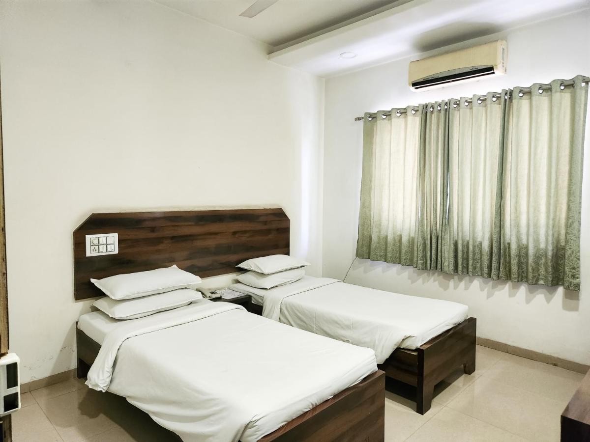 Hotel Rajwada Aurangabad - Housity