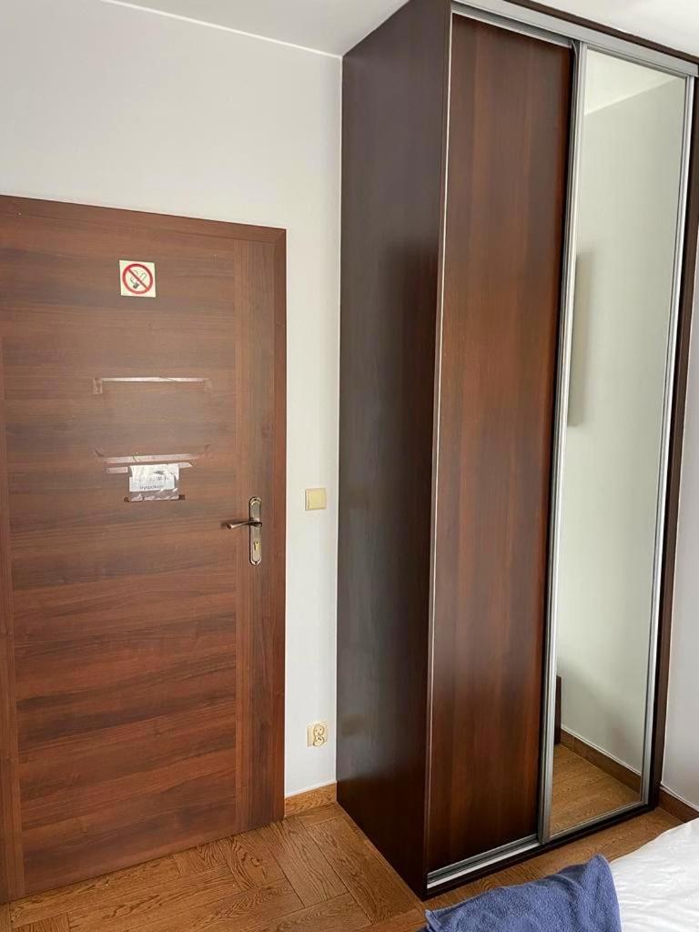 Irys 1 - Housity