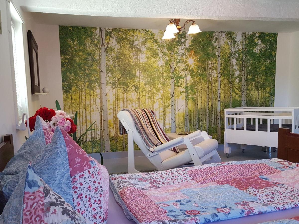 Charmantes Ferienhaus mit Naturgarten - Housity