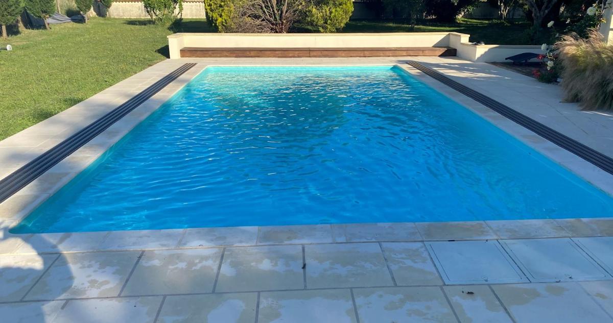 Promo dernière minute -Belle Villa au calme avec piscine couverte - Housity