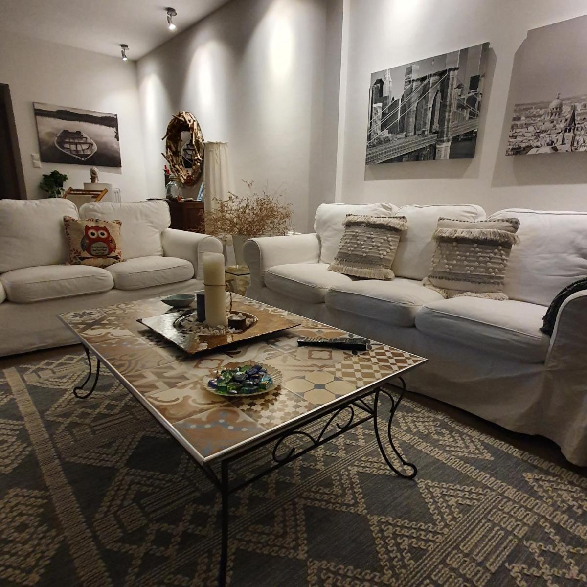 Helen of Troy House - Housity