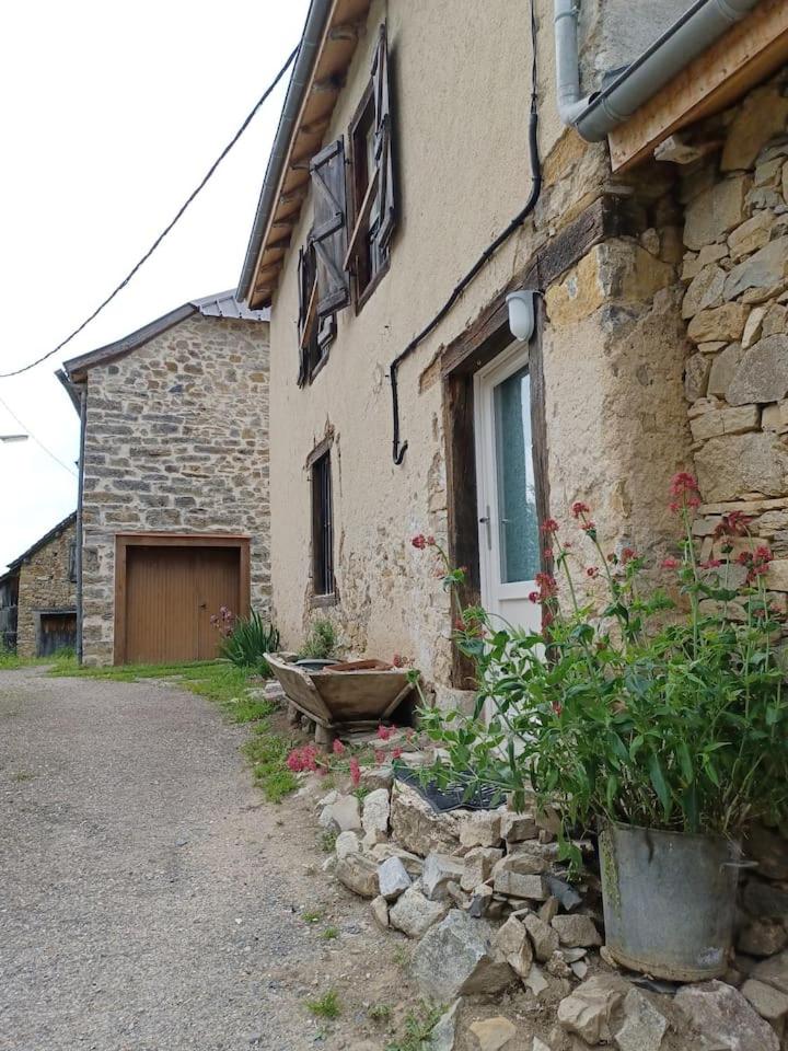 LE SOULEILHOU, 4/6 pax, Gîte, Pyrénees, rando,calme&nature - Housity
