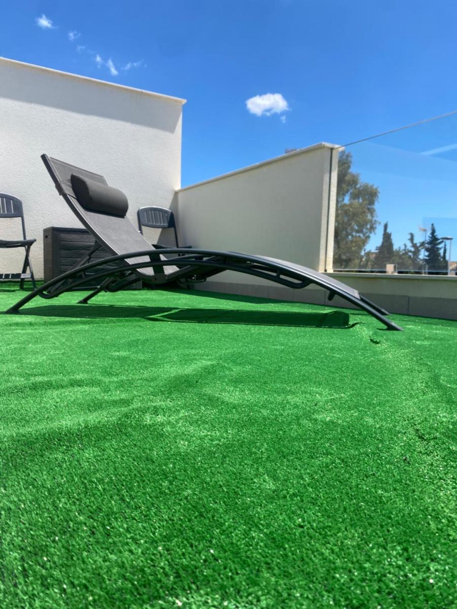 Suitetrails - Luxury Apartment - Rooftop Terrace, community Pool & nearby beach