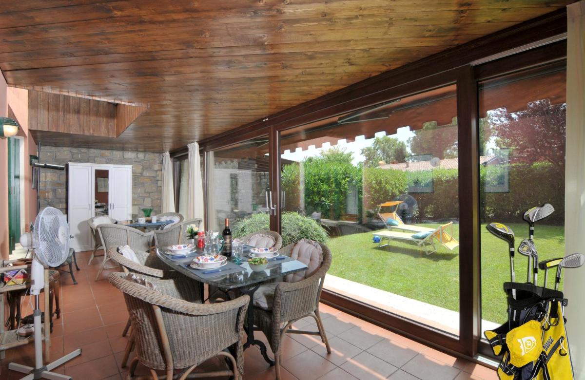 Villetta Golf Holidays - Housity