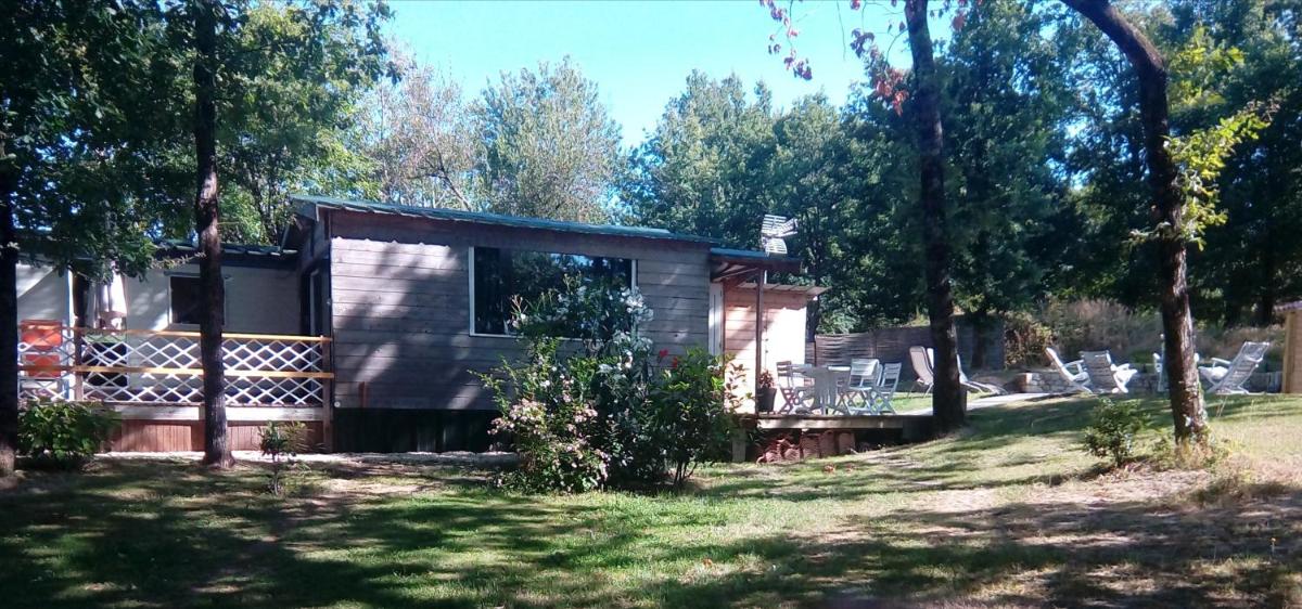 Mobil Home avec Véranda 20 m² et Piscine chauffée - Housity