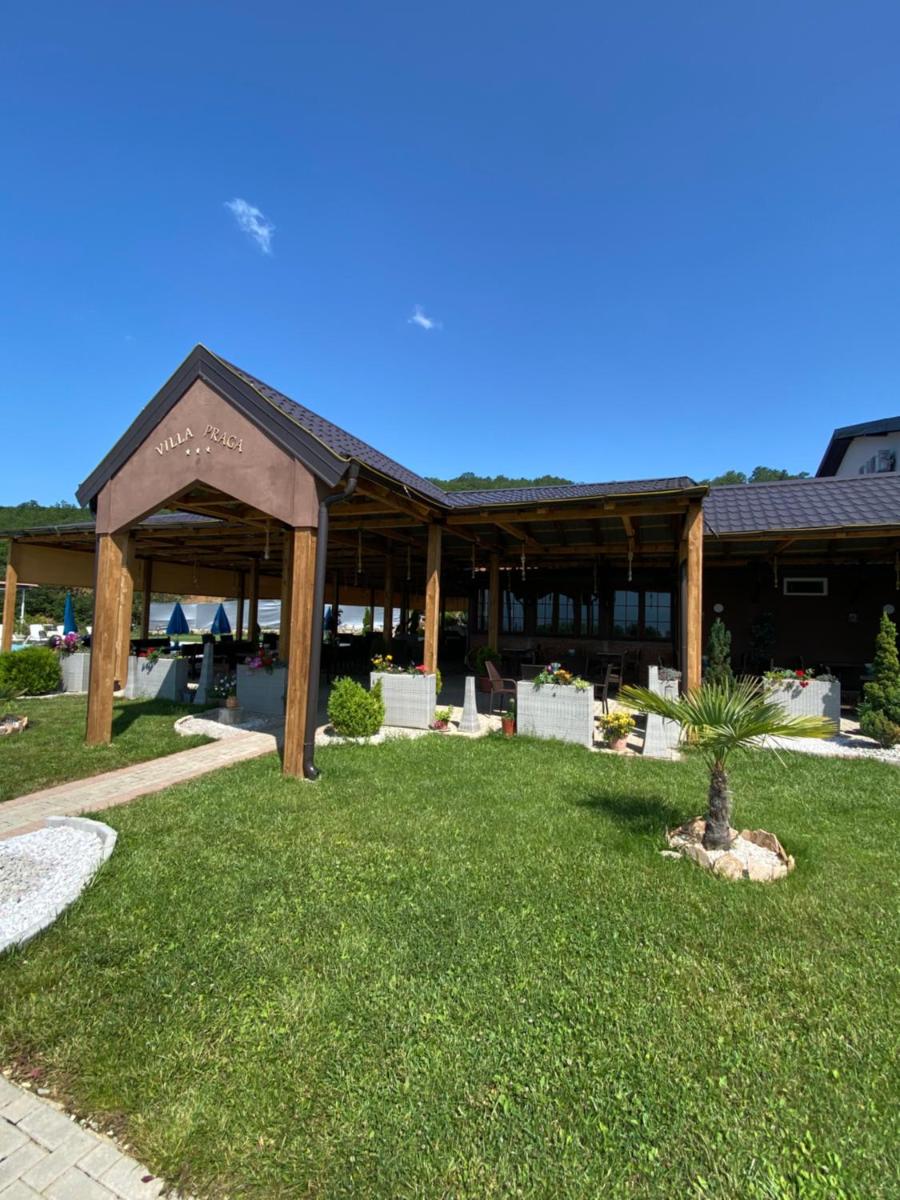 Villa Praga - Housity