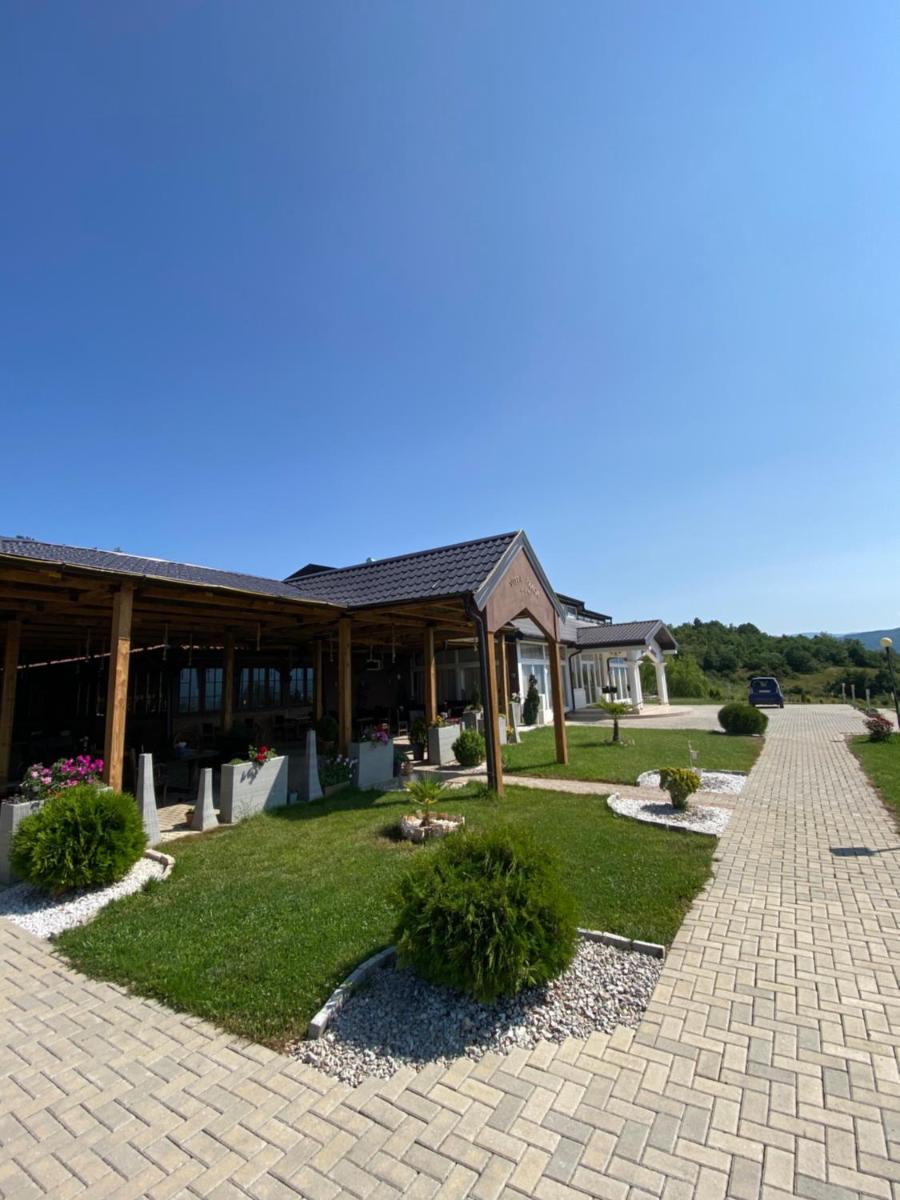 Villa Praga - Housity