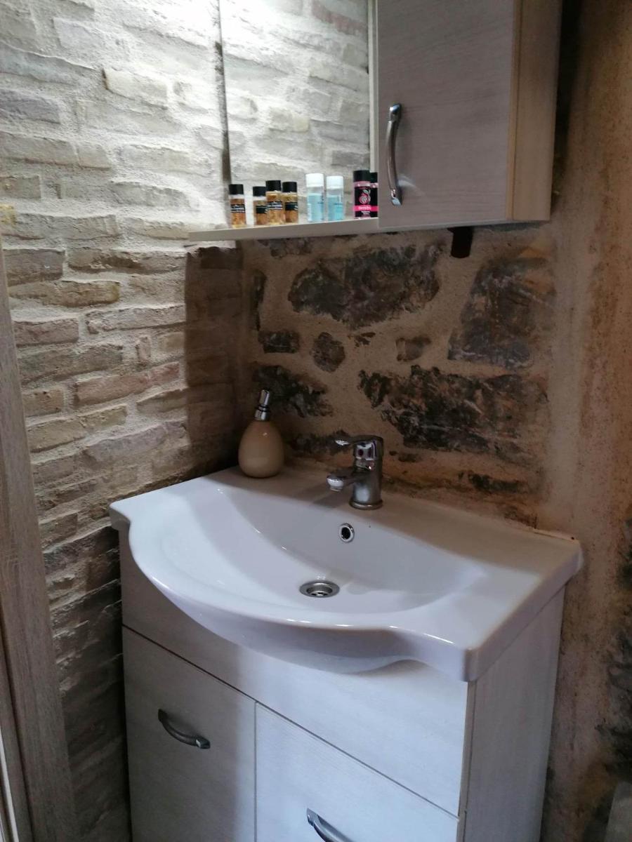 panos stone tower - Housity