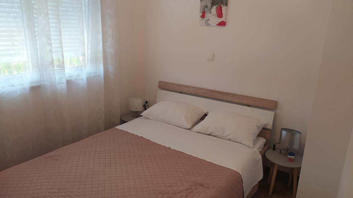 Apartman Greta Sukošan - Housity